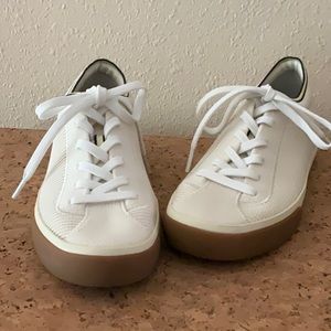 Rothy’s The Lace Up in Vanilla EUC sz 7